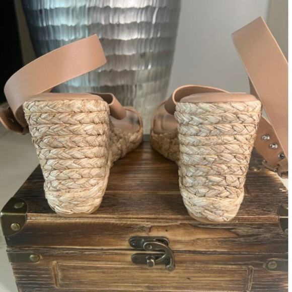 Dolce Vita Aldona Wedge Sandals in Cafe Leather - Picture 5 of 8